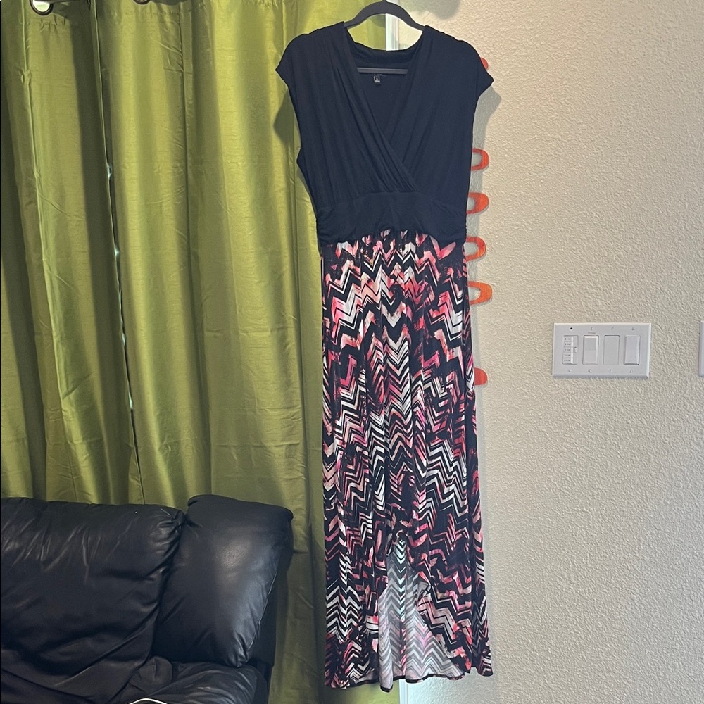 Apt. 9 Black Top Pink Chevron Maxi Dress